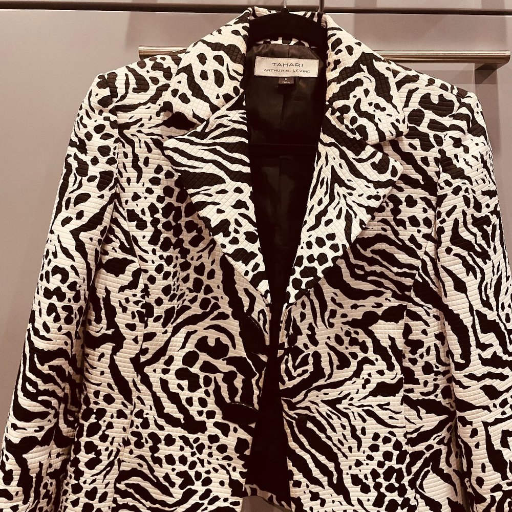 Tahari woman's jacket